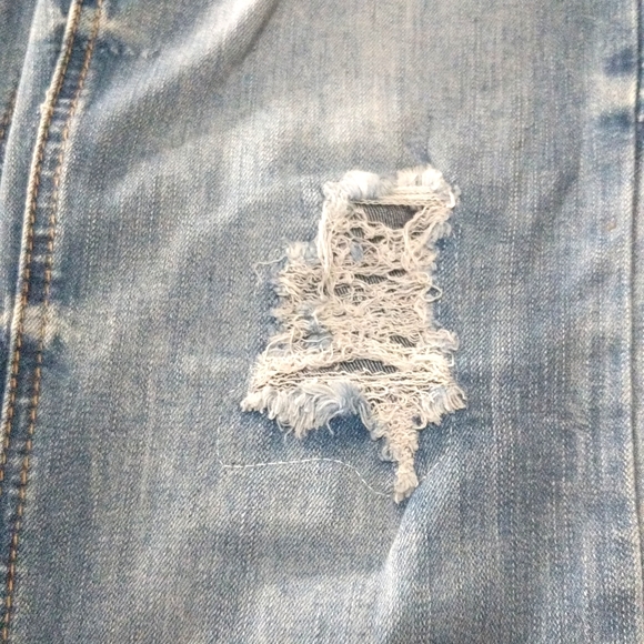Maurices Juniors Distressed Ripped Jeans - Picture 9 of 9